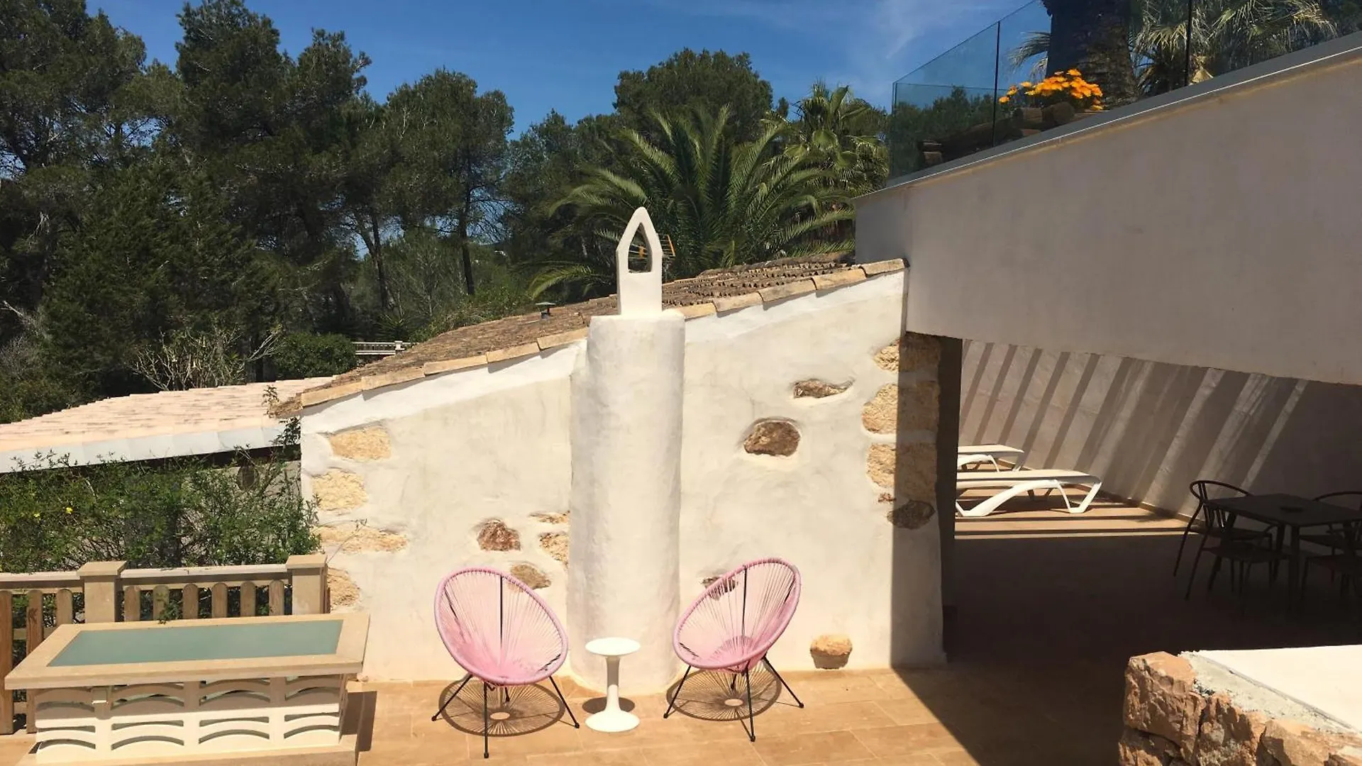 Apartamentos Pinosol Santa Eularia des Riu 0*,