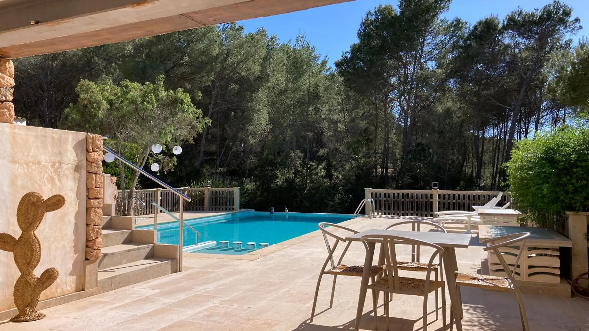 Appartement Apartamentos Pinosol Santa Eularia des Riu Spanje
